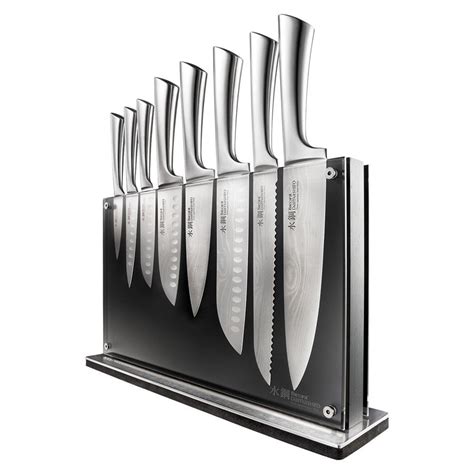 baccarat knife.